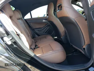 2014 Mercedes-Benz CLA 250 z VIN WDDSJ4GB1EN117302, wystawiony jako Copart lot #56495465 z przebiegiem 105 386 mil mil oraz Szkoda całkowita • Salvage title. Historia ofert i sprzedaży dostępna na DreamBid. Obrazek 10.