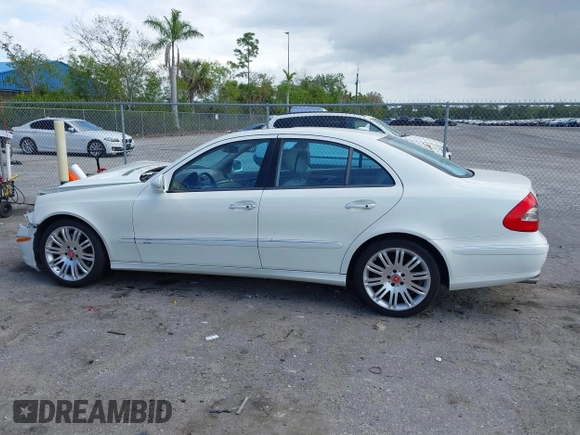 2008 Mercedes-Benz E-Class Luxury 3.5L with VIN WDBUF87XX8B263600, listed as a IAAI auction lot 41710474 with 1 mi miles. Bid and sale history available at carsss.com. Image 15.
