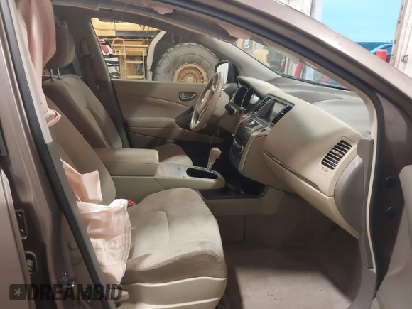 2014 Nissan Murano SL with VIN JN8AZ1MU7EW403382, listed as a IAAI auction lot 41209842 with 174,020 mi miles. Bid and sale history available at carsss.com. Image 5.