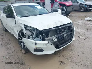 2020 Nissan Altima SR z VIN 1N4BL4CV0LN314050, wystawiony jako IAAI lot #42197726 z przebiegiem 81 216 mil mil oraz . Historia ofert i sprzedaży dostępna na DreamBid. Obrazek 6.