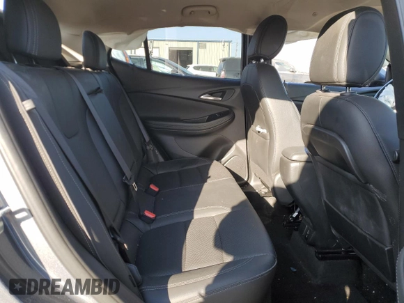 2020 Buick Encore GX Essence с VIN KL4MMFSL8LB120101, выставлен на аукционе Copart как лот 48855995 с пробегом 56 913 миль миль и Списание • Salvage title. История ставок и продаж доступна на DreamBid. Изображение 10.