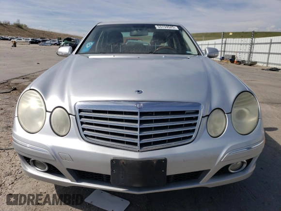 2009 Mercedes-Benz E 350 Luxury z VIN WDBUF87X09B423727, wystawiony jako Copart lot #53759525 z przebiegiem 161 555 mil mil oraz Czysty tytuł • Clean title. Historia ofert i sprzedaży dostępna na DreamBid. Obrazek 5.