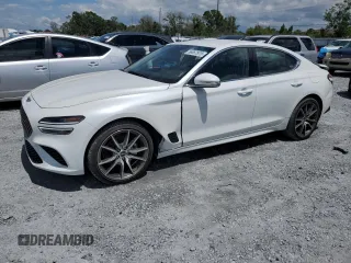 2023 Genesis G70 2.0T z VIN KMTG34TA9PU131837, wystawiony jako Copart lot #56867975 z przebiegiem 3240 mil mil oraz Szkody całkowita. Historia ofert i sprzedaży dostępna na DreamBid. Obrazek 1.