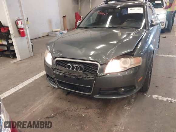 2008 Audi S4 z VIN WAUUL78E98A168935, wystawiony jako IAAI lot #41691662 z przebiegiem 94 143 mil mil oraz . Historia ofert i sprzedaży dostępna na DreamBid. Obrazek 6.