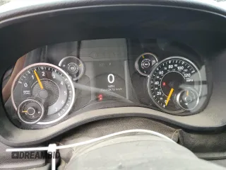 2019 Ram 1500 Tradesman z VIN 1C6SRFCT4KN662300, wystawiony jako Copart lot #52959345 z przebiegiem 133 477 mil mil oraz Szkoda całkowita • Salvage title. Historia ofert i sprzedaży dostępna na DreamBid. Obrazek 9.