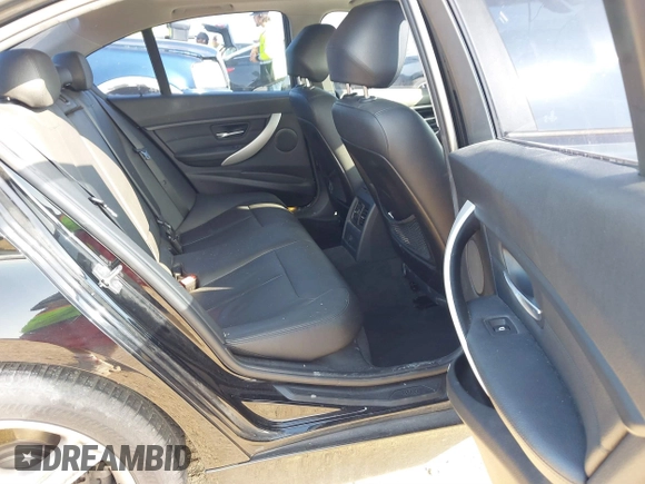 2013 BMW 3 Series 328i with VIN WBA3C1C51DF440679, listed as a IAAI auction lot 41533587 with 184,812 mi miles. Bid and sale history available at carsss.com. Image 8.