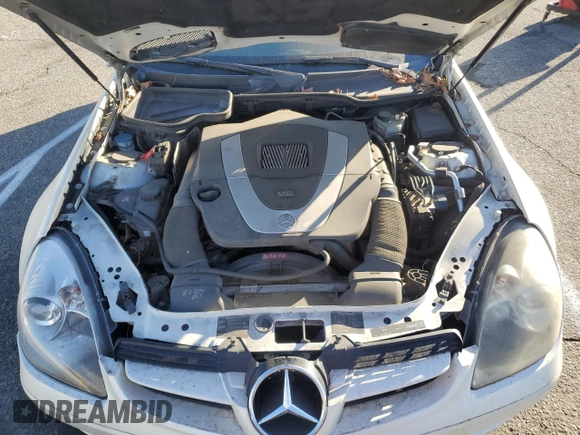 2007 Mercedes-Benz SLK-Class 3.0L with VIN WDBWK54F67F152564, listed as a Copart auction lot 41885365 with 136,566 mi miles and Salvage Title. Bid and sale history available at carsss.com. Image 11.