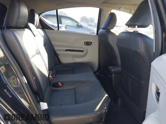 2012 Toyota Prius c One with VIN JTDKDTB36C1010956, listed as a IAAI auction lot 41476271 with 186,403 mi miles. Bid and sale history available at carsss.com. Image 8.