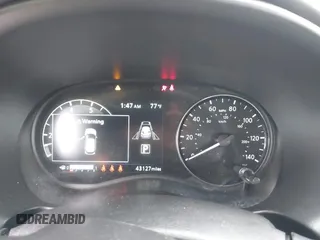 2023 Nissan Kicks SV z VIN 3N1CP5CV3PL563363, wystawiony jako IAAI lot #42714470 z przebiegiem 43 127 mil mil oraz . Historia ofert i sprzedaży dostępna na DreamBid. Obrazek 7.