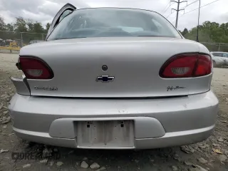 2001 Chevrolet Cavalier with VIN 1G1JC524X17171526, listed as a Copart auction lot 74582574 with 120,945 mi miles and Salvage Title. Bid and sale history available at carsss.com. Image 6.