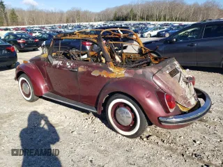 1971 Volkswagen Beetle z VIN 1512937631, wystawiony jako Copart lot #50244265 z przebiegiem Nie podano mil oraz Czysty tytuł • Clean title. Historia ofert i sprzedaży dostępna na DreamBid. Obrazek 2.
