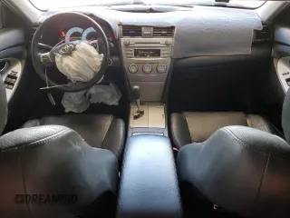2010 Toyota Camry z VIN 4T1BF3EK7AU531690, wystawiony jako Copart lot #53103605 z przebiegiem 177 835 mil mil oraz Szkoda całkowita • Salvage title. Historia ofert i sprzedaży dostępna na DreamBid. Obrazek 8.