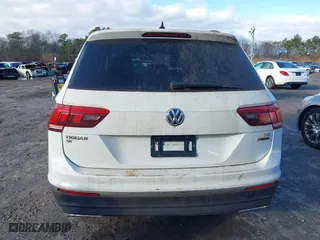 2018 Volkswagen Tiguan SEL with VIN 3VV2B7AX9JM134884, listed as a IAAI auction lot 41181294 with 130,350 mi miles. Bid and sale history available at carsss.com. Image 16.