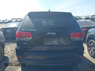 2017 Jeep Grand Cherokee Laredo with VIN 1C4RJFAG5HC793244, listed as a IAAI auction lot 41904575 with 299,722 mi miles. Bid and sale history available at carsss.com. Image 16.