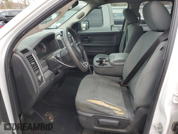 2018 Ram 1500 Express with VIN 1C6RR7FG0JS181513, listed as a Copart auction lot 49878295 with 230,192 mi miles and Clean Title. Bid and sale history available at carsss.com. Image 7.