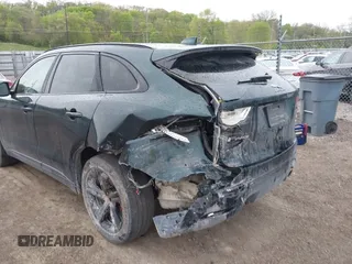 2017 Jaguar F-Pace S z VIN SADCM2BV3HA056899, wystawiony jako IAAI lot #42184028 z przebiegiem 99 687 mil mil oraz . Historia ofert i sprzedaży dostępna na DreamBid. Obrazek 6.