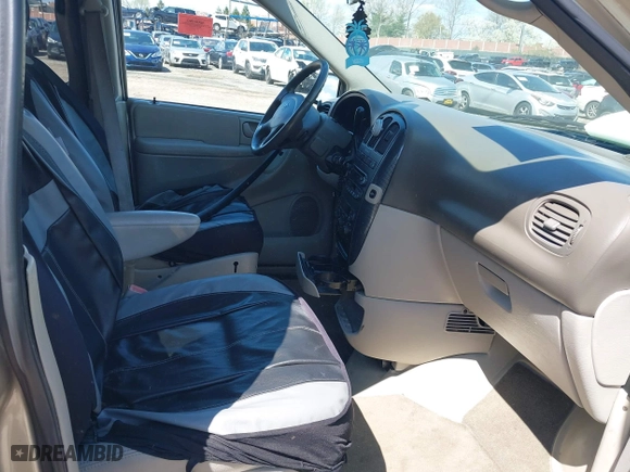 2006 Dodge Grand Caravan SXT with VIN 2D4GP44L46R886234, listed as a IAAI auction lot 41986745 with 1 mi miles. Bid and sale history available at carsss.com. Image 5.