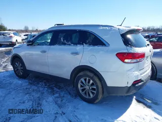2017 Kia Sorento LX with VIN 5XYPG4A33HG268217, listed as a IAAI auction lot 41595753 with 1 mi miles. Bid and sale history available at carsss.com. Image 14.