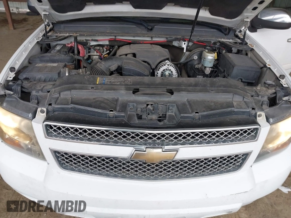 2008 Chevrolet Suburban LT w/3LT with VIN 3GNFC16088G176940, listed as a IAAI auction lot 41596604 with 264,173 mi miles. Bid and sale history available at carsss.com. Image 10.