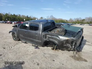 2017 Toyota Tacoma SR5 z VIN 3TMCZ5AN2HM057612, wystawiony jako Copart lot #48394765 z przebiegiem 106 579 mil mil oraz Szkoda całkowita • Salvage title. Historia ofert i sprzedaży dostępna na DreamBid. Obrazek 2.