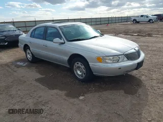 1998 Lincoln Continental with VIN 1LNFM97V8WY637860, listed as a IAAI auction lot 41746814 with 167,544 mi miles. Bid and sale history available at carsss.com. Image 1.