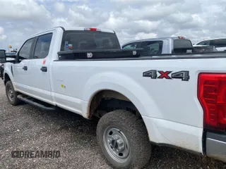 2019 Ford F-250 XL with VIN 1FT7W2B60KEE53020, listed as a IAAI auction lot 42726952 with 175,263 mi miles and . Bid and sale history available at DreamBid. Image 14.