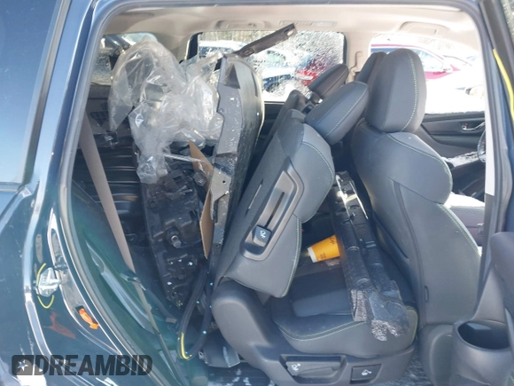 2024 Subaru Ascent Onyx with VIN 4S4WMAHD8R3402688, listed as a IAAI auction lot 41575456 with 19,862 mi miles and . Bid and sale history available at DreamBid. Image 8.