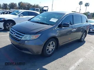 2011 Honda Odyssey EX-L with VIN 5FNRL5H68BB083492, listed as a IAAI auction lot 42087699 with 155,141 mi miles and . Bid and sale history available at carsss.com. Image 17.