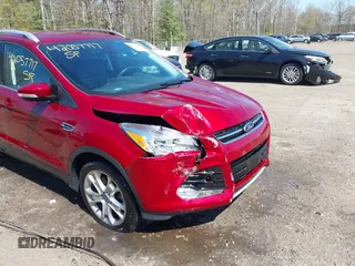 2015 Ford Escape Titanium with VIN 1FMCU9J90FUB00714, listed as a IAAI auction lot 42057717 with 61,223 mi miles. Bid and sale history available at carsss.com. Image 6.
