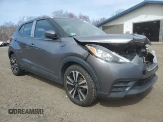 2019 Nissan Kicks S with VIN 3N1CP5CU2KL532749, listed as a Copart auction lot 51682655 with 136,070 mi miles and Clean Title. Bid and sale history available at DreamBid. Image 4.