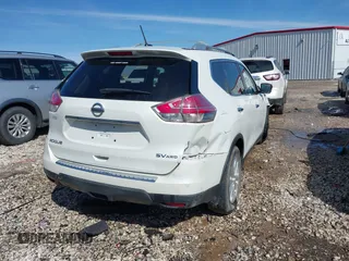 2016 Nissan Rogue SV with VIN KNMAT2MV6GP648053, listed as a IAAI auction lot 41536017 with 127,951 mi miles and . Bid and sale history available at carsss.com. Image 4.