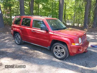 2009 Jeep Patriot z VIN 1J8FF28BX9D120784, wystawiony jako IAAI lot #42134136 z przebiegiem 163 923 mil mil oraz . Historia ofert i sprzedaży dostępna na DreamBid. Obrazek 1.
