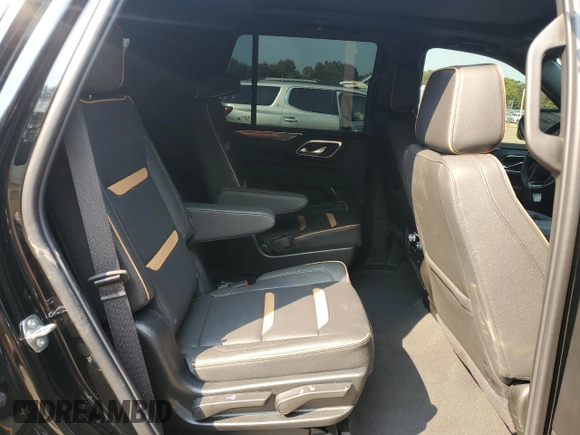 2024 GMC Yukon AT4 with VIN 1GKS2CKL3RR117841, listed as a Copart auction lot 70460294 with 8,821 mi miles and Salvage Title. Bid and sale history available at carsss.com. Image 11.