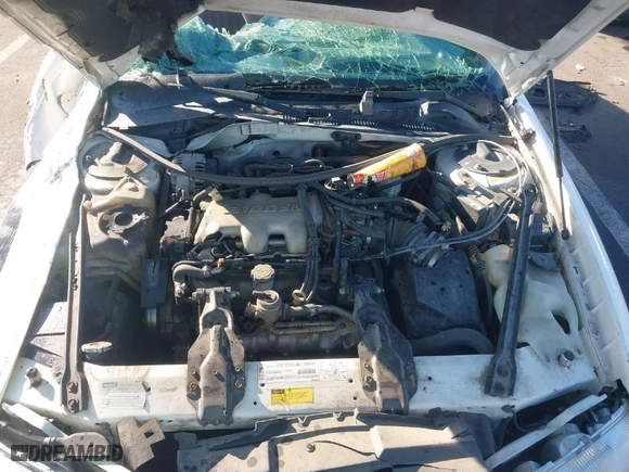 2001 Chevrolet Lumina with VIN 2G1WL52J511203517, listed as a IAAI auction lot 40725376 with 136,121 mi miles. Bid and sale history available at carsss.com. Image 10.