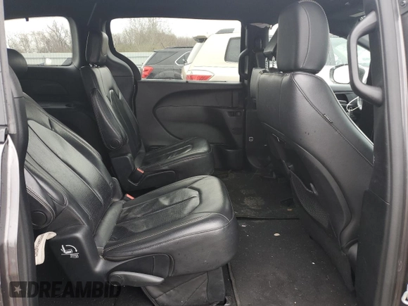 2018 Chrysler Pacifica Touring L with VIN 2C4RC1BG7JR175156, listed as a Copart auction lot 52935435 with 106,264 mi miles and Salvage Title. Bid and sale history available at DreamBid. Image 11.