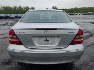 2006 Mercedes-Benz C 280 Luxury with VIN WDBRF92H96F815024, listed as a Copart auction lot 55578365 with 178,356 mi miles and Salvage title. Bid and sale history available at DreamBid. Image 6.