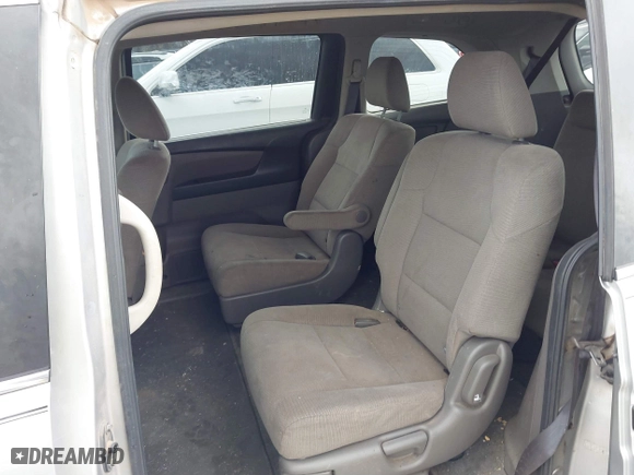 2011 Honda Odyssey LX with VIN 5FNRL5H27BB023071, listed as a IAAI auction lot 41716556 with 162,955 mi miles. Bid and sale history available at carsss.com. Image 8.