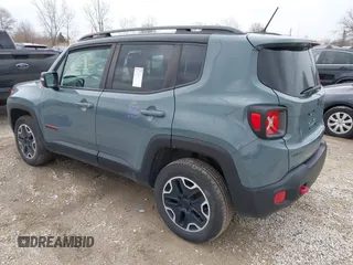 2015 Jeep Renegade Trailhawk z VIN ZACCJBCT4FPB79254, wystawiony jako IAAI lot #41965451 z przebiegiem 87 398 mil mil oraz . Historia ofert i sprzedaży dostępna na DreamBid. Obrazek 3.