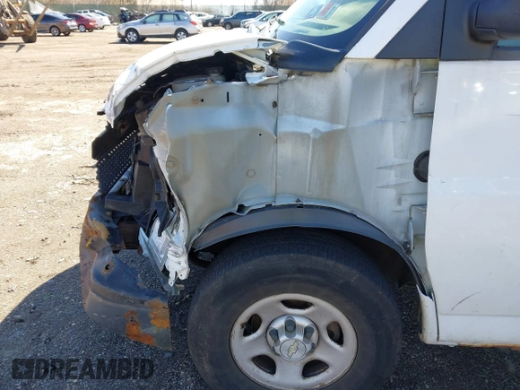 2006 Chevrolet Express Cargo with VIN 1GCFG15XX61261303, listed as a IAAI auction lot 41853813 with 174,363 mi miles and . Bid and sale history available at DreamBid. Image 6.