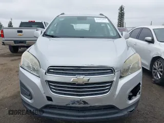 2015 Chevrolet Trax LT with VIN 3GNCJLSB2FL212718, listed as a IAAI auction lot 41657861 with 136,155 mi miles. Bid and sale history available at carsss.com. Image 12.