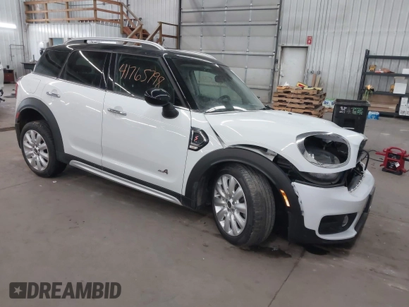 2019 MINI Countryman Cooper S with VIN WMZYT5C57K3G92681, listed as a IAAI auction lot 41765798 with 40,899 mi miles. Bid and sale history available at carsss.com. Image 1.