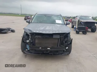 2022 Kia Telluride LX z VIN 5XYP2DHC5NG209265, wystawiony jako IAAI lot #42376957 z przebiegiem 51 615 mil mil oraz . Historia ofert i sprzedaży dostępna na DreamBid. Obrazek 13.