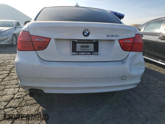 2010 BMW 3 Series 328i with VIN WBAPH5C58AA439497, listed as a Copart auction lot 87148904 with 85,187 mi miles and Clean title. Bid and sale history available at DreamBid. Image 6.