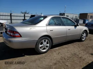 2001 Lexus ES 300 with VIN JT8BF28G315109804, listed as a Copart auction lot 52262725 with 148,231 mi miles and Salvage Title. Bid and sale history available at carsss.com. Image 3.