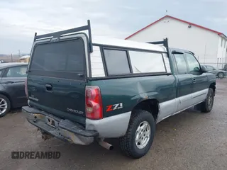 2003 Chevrolet Silverado 1500 LS with VIN 2GCEK19V031356560, listed as a IAAI auction lot 41675112 with 288,448 mi miles. Bid and sale history available at carsss.com. Image 6.