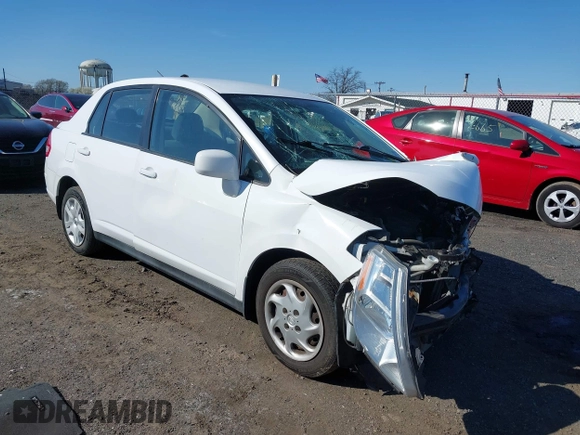 2011 Nissan Versa 1.8 S with VIN 3N1BC1AP5BL390720, listed as a IAAI auction lot 41962212 with 120,516 mi miles. Bid and sale history available at carsss.com. Image 1.