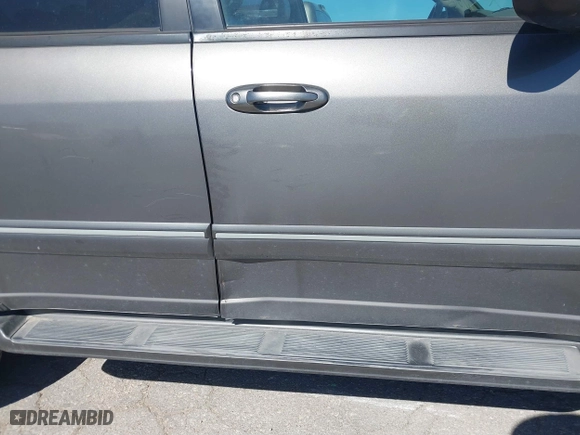 2006 Toyota Sequoia SR5 with VIN 5TDZT34A96S274645, listed as a IAAI auction lot 41767890 with 220,108 mi miles. Bid and sale history available at carsss.com. Image 6.
