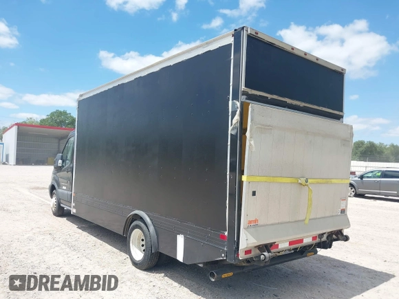 2016 Ford Transit с VIN 1FDBF9ZM1GKB54535, выставлен на аукционе IAAI как лот 41956101 с пробегом 158 298 миль миль и . История ставок и продаж доступна на DreamBid. Изображение 3.