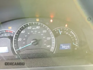 2015 Toyota Camry XLE z VIN 4T4BF1FK5FR451689, wystawiony jako Copart lot #81129304 z przebiegiem 88 446 mil mil oraz Szkoda całkowita • Salvage title. Historia ofert i sprzedaży dostępna na DreamBid. Obrazek 9.