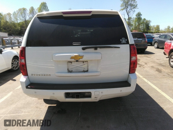 2014 Chevrolet Suburban LT with VIN 1GNSCJE05ER117663, listed as a IAAI auction lot 41992835 with 208,754 mi miles. Bid and sale history available at carsss.com. Image 16.